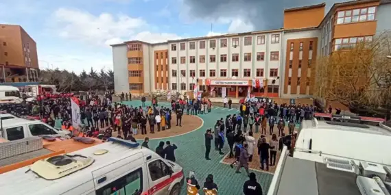 Van’da Deprem Tahliye Tatbikatı