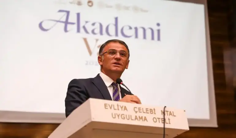 akademi-van