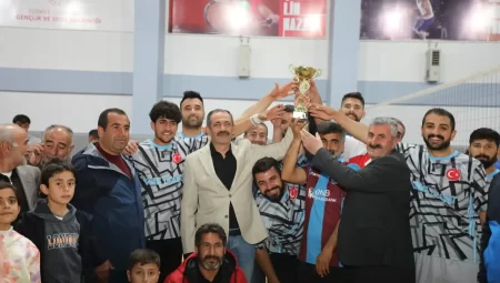 Gürpınar Belediyesi 100. Yıl Voleybol Turnuvası şampiyonu belli oldu