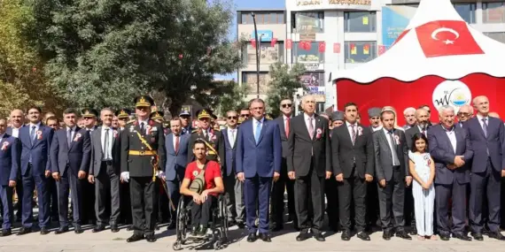 Van’da 30 Ağustos Zafer Bayramı Coşkusu
