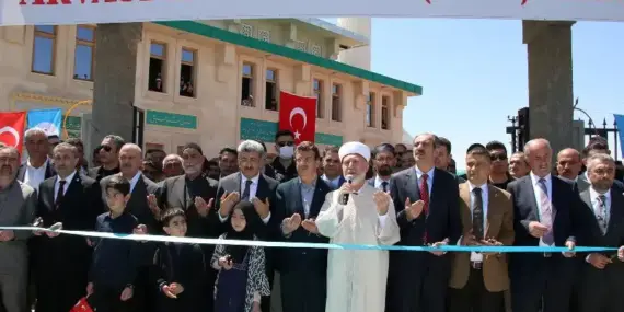 Erciş Arvasi Hz. Hamza Camii açıldı