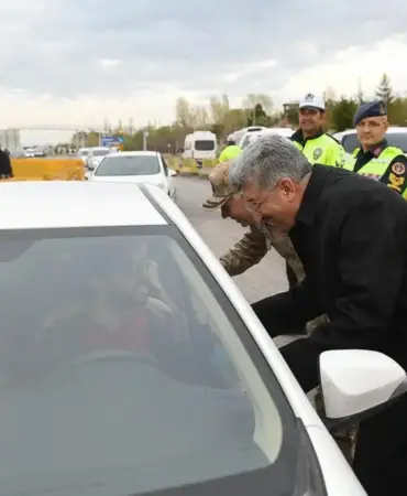 bayraminiz-kemerli-olsun