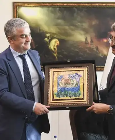 bilmez-danimarka-elci