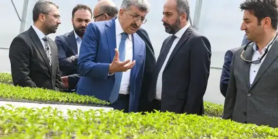 Edremit’te Bitkisel Üretim Merkezi Açıldı