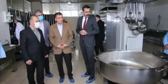 Erciş’te Ramazan’da 4 bin kişiye sıcak yemek