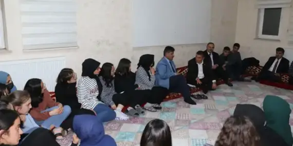 Erciş Gençlerle Buluşma Toplantıları