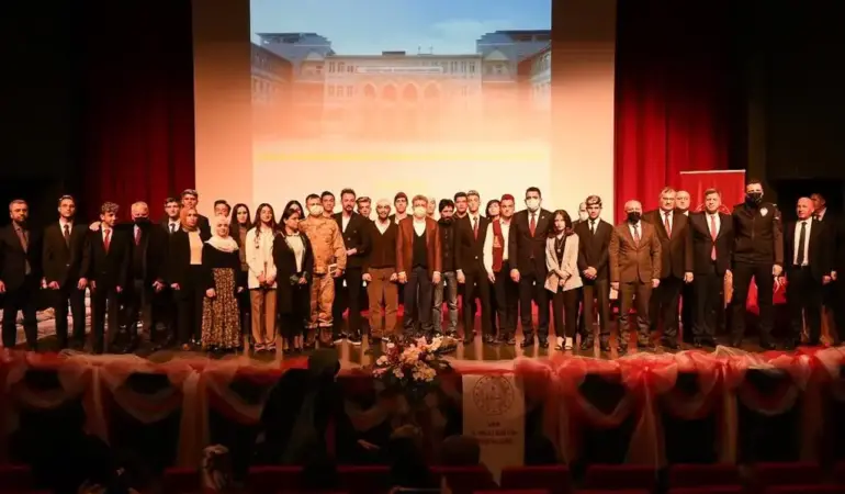 istiklal-marsi-van-programi-2