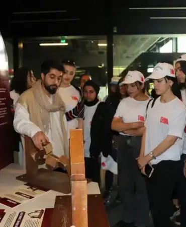 van-da-altin-cag-da-bilim-sergisi-