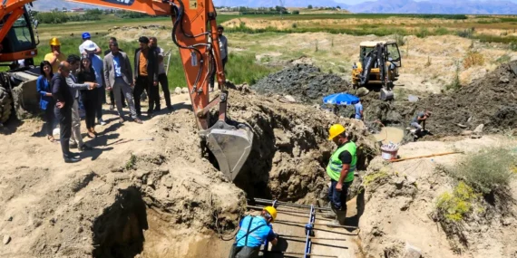 VASKİ Ekipleri Bejingir Suyu Hattında Çalışma
