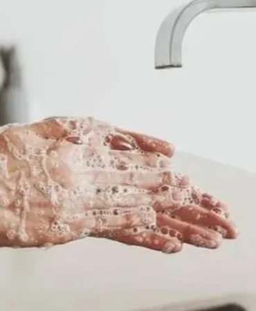 enfeksiyonun-nedeni-el-hijyeni-eksikligi-olabilir
