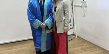kaymakam-cubbe-giydi