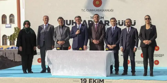Edremit’te Muhtar hizmet binası temeli atıldı