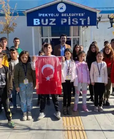 muradiye-cocuklar-eglendi