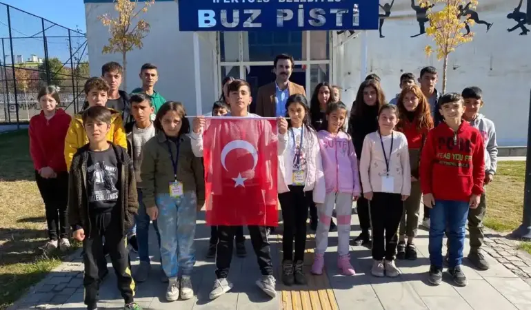 muradiye-cocuklar-eglendi