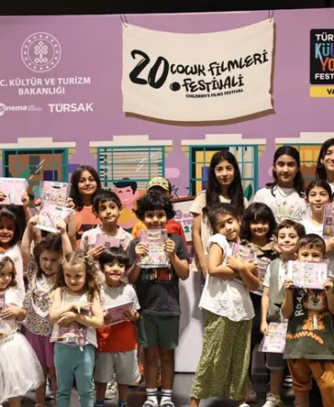 van-kultur-yolu-nda-gerceklesen-20-cocuk-filmleri-festivali-sona-erdi-1720081604-539_large