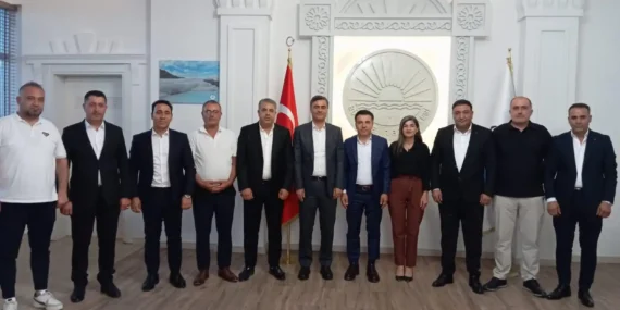 Eşbaşkanlar Vanspor’un Yeni Yönetimini Ağırladı