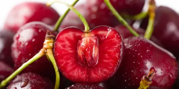 Vişne ve Kiraz Arasındaki Farklar: Tamamen Farklı!