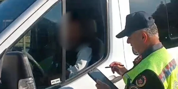 Bir haftada trafikte 475 bin sürücüye işlem