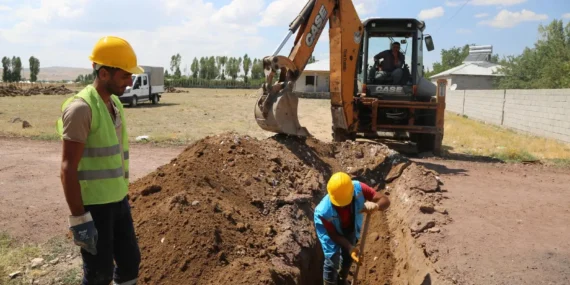 VASKİ’den Muradiye ve Erciş’te altyapı atağı