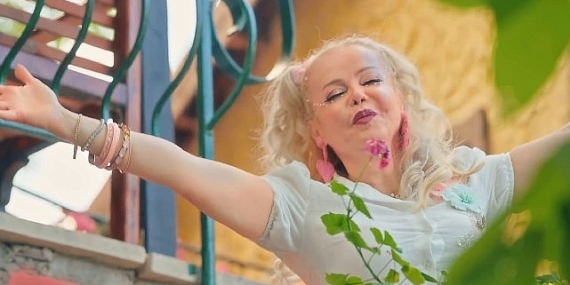 Bella Şans, “Çikolata”yla Çok Konuşuluyor 