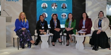 kadinlar-gelecek-icin-iklim-krizini-masaya-yatirdi