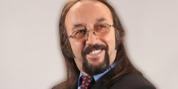 Sinan Akbaş 80’li yılların ruhunu geri getireceğim