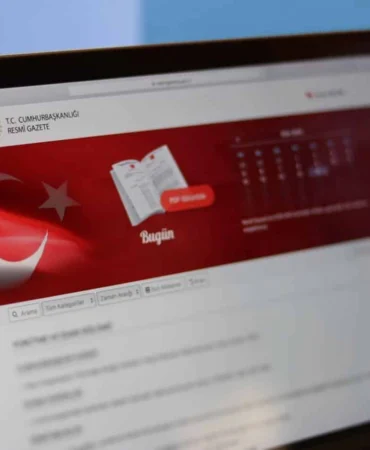 milletlerarasi-okullarda-eylul-de-turkce-dersi-basliyor-1735901204-770_large.webp