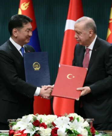 turkiye-ile-mogolistan-arasinda-10-stratejik-imza-1737063547-224_large.webp