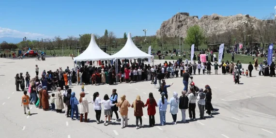 Van’da Hıdırellez coşkuyla kutlandı