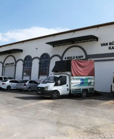 van-kapali-pazar
