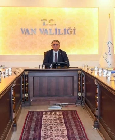 van-toplanti