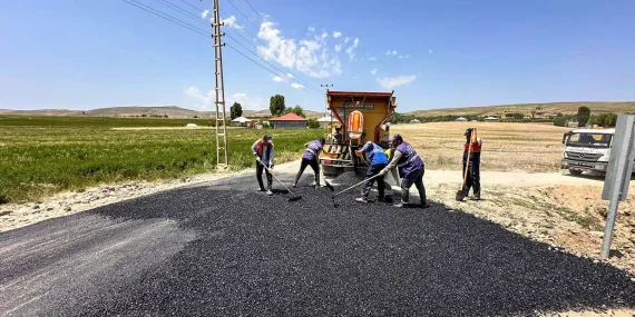 Van’da yol çalışmaları aralıksız devam ediyor
