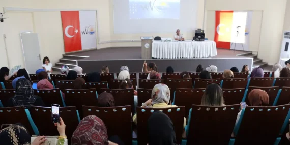 Van’da İş Ahlakı konulu seminer