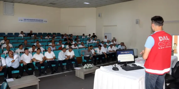 Van’da otobüs şoförlerine İSGB eğitimi