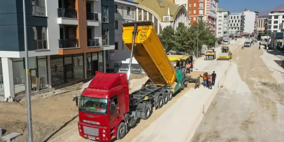 Terzioğlu Caddesi’nde çalışmalar sona doğru