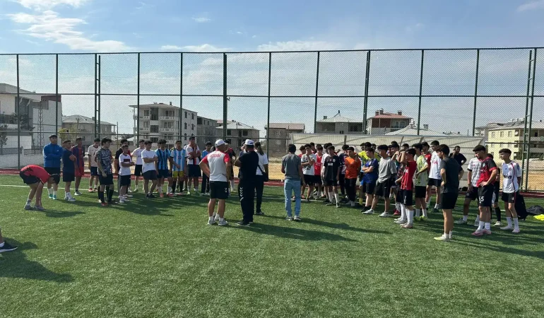 van-fk-futbolcu-secimi-3_11zon