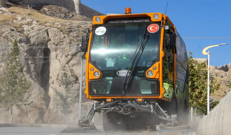 Van'da kapsamlı temizlik çalışmaları hız kazandı
