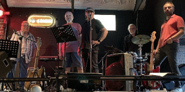 21-perondan-yeni-album-yeni-1973