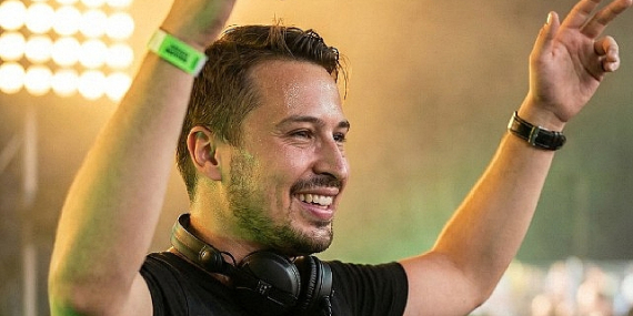 Mahmut Görgen’den Yılbaşına Özel ‘Happy New Year 2026’ Seti PowerApp’te Yayında