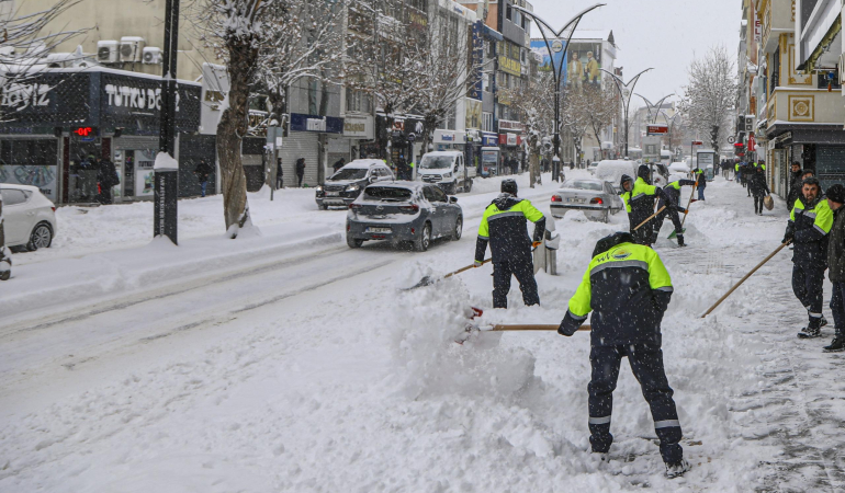 van-karla-mucadele-calismalari