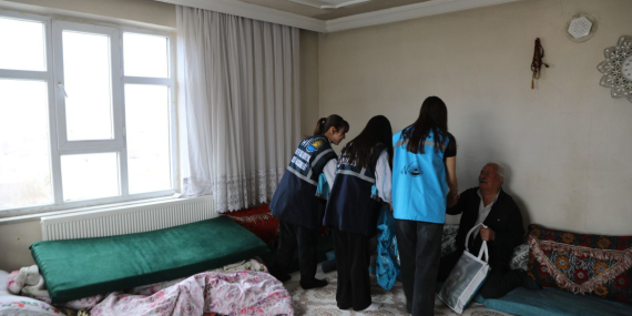 Van’da nesiller arasında gönül köprüsü