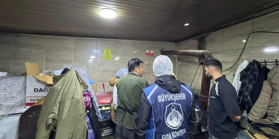 Van’da Oto Sanayi Sitesi’ndeki Lokantalara Gıda Denetimi