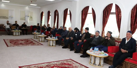 Van’da “Tecrübe-i Hayat” Projesiyle Büyüklerin Anıları Geleceğe Aktarılıyor